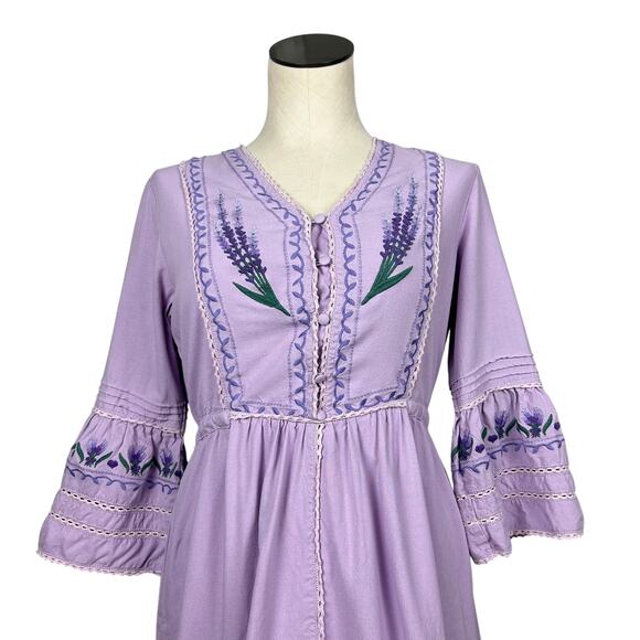 Boutique Cottagecore Long Sleeve Linen Blend Lavender Embroidered Maxi Dress S - Picture 3 of 7